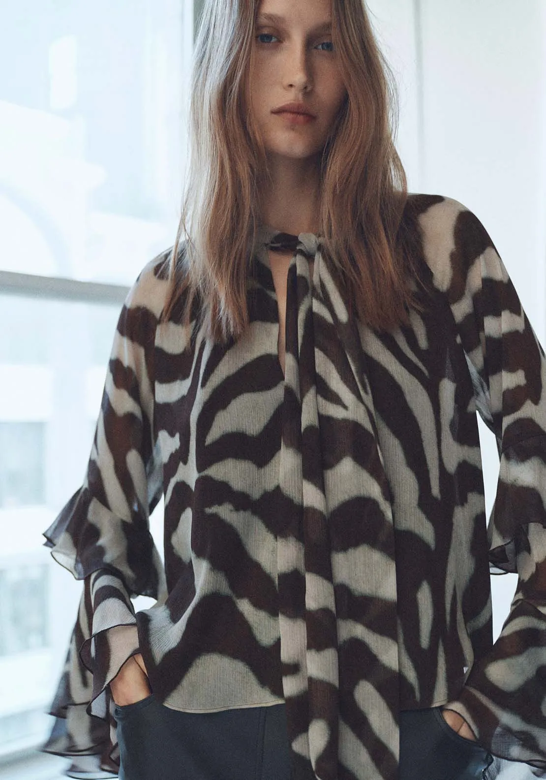 Printed blouse with flared sleeves - Brown
